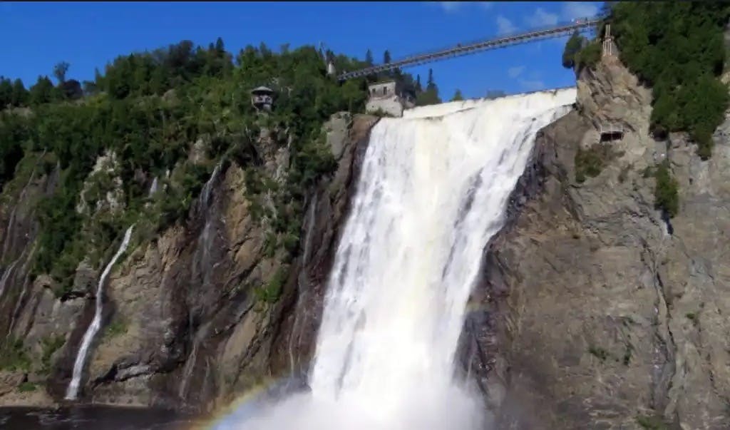 QUEBEC - Private montmorency falls, orleans island and more by vehicule Image