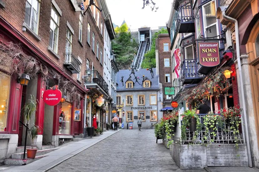 QUEBEC - Private old Quebec tour by walk  Cover Image